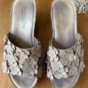 Cityclassified Beige Flower Accents Wedge Heels, Size 8